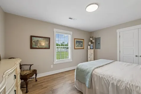 6782 Woodbury Pike Murfreesboro TN 37127