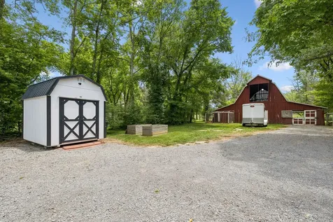 6782 Woodbury Pike Murfreesboro TN 37127