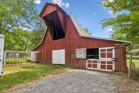 6782 Woodbury Pike Murfreesboro TN 37127