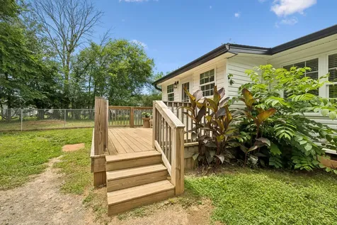 6782 Woodbury Pike Murfreesboro TN 37127