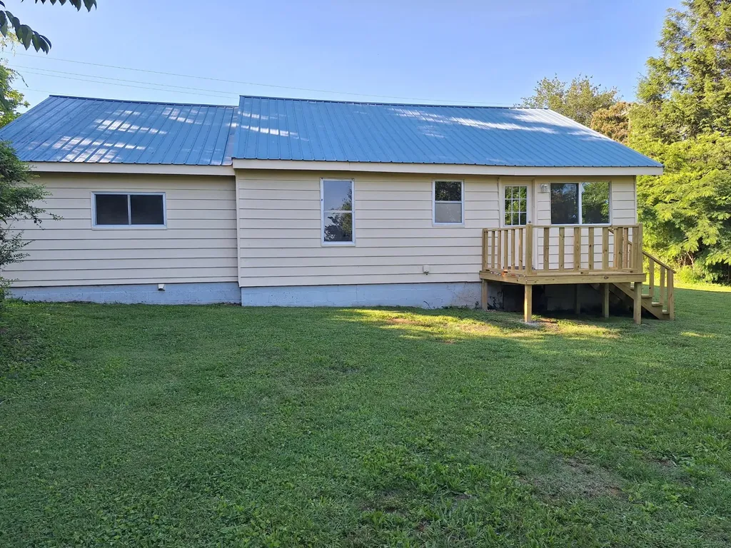 205 Harrill Street Madisonville TN 37354
