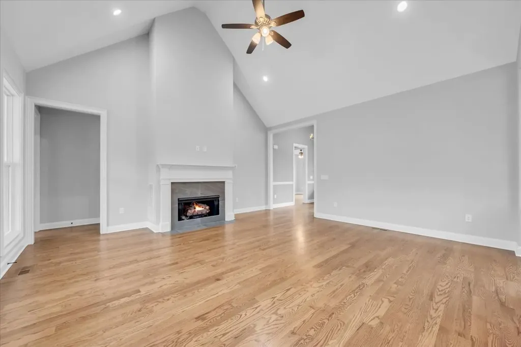 74 Summer Lake Court Winchester TN 37398