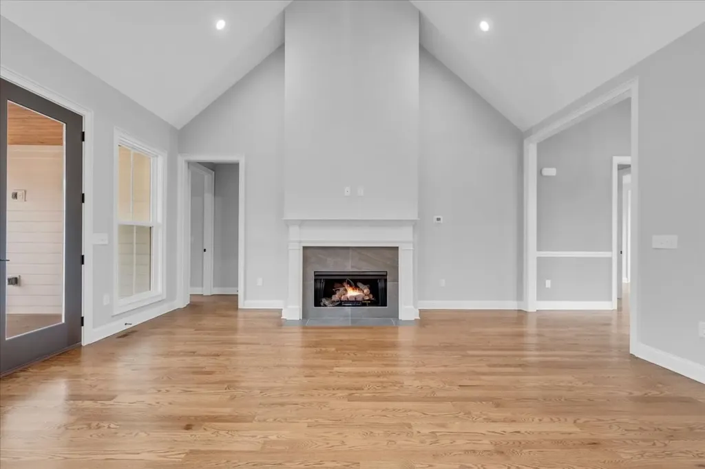 74 Summer Lake Court Winchester TN 37398