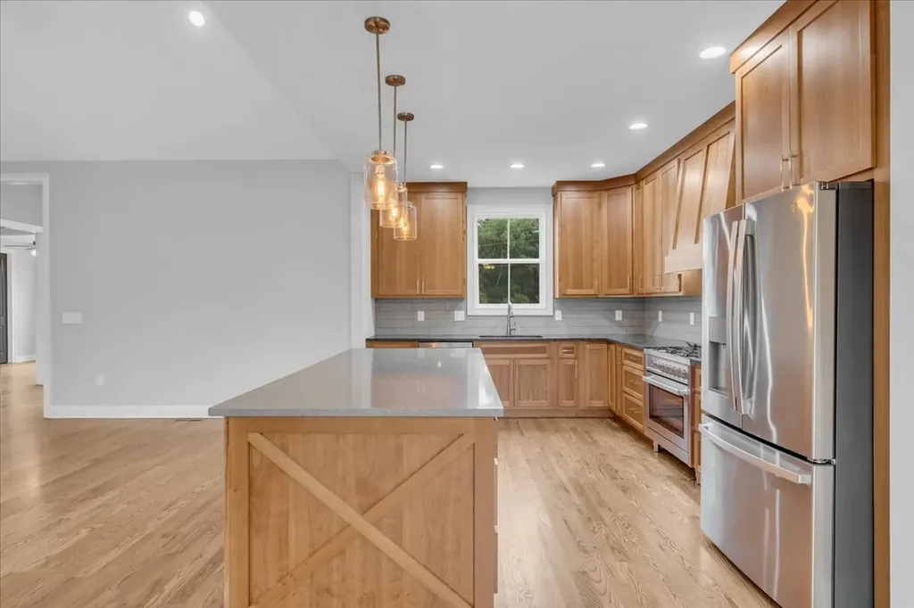 74 Summer Lake Court Winchester TN 37398