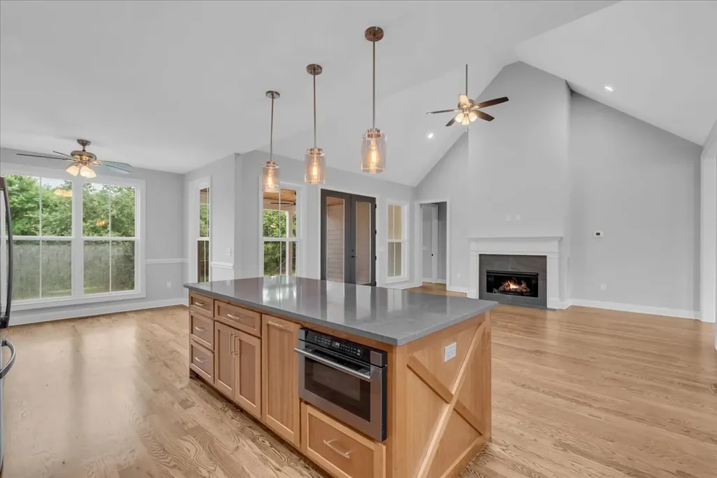 74 Summer Lake Court Winchester TN 37398