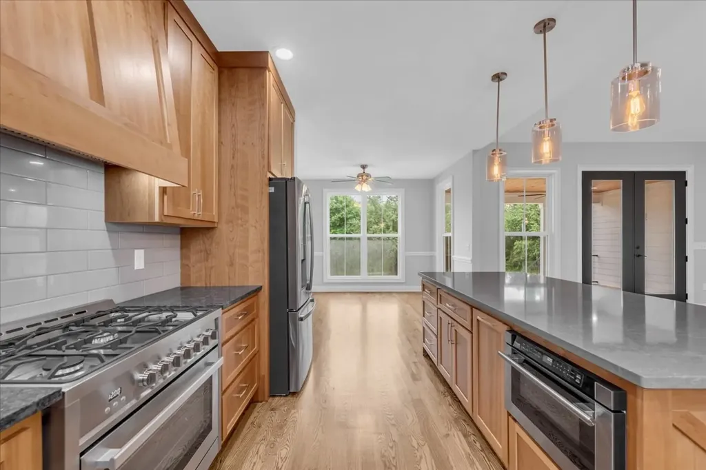 74 Summer Lake Court Winchester TN 37398