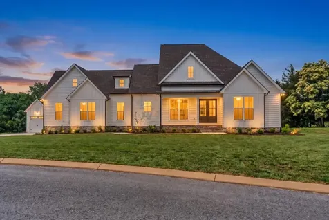 74 Summer Lake Court Winchester TN 37398