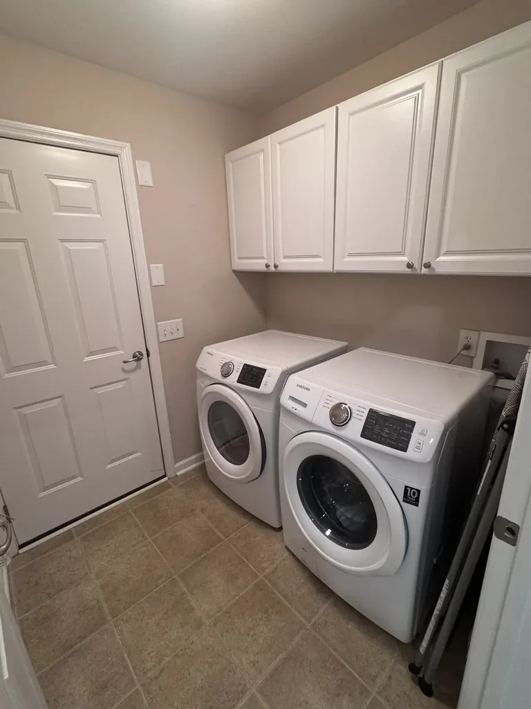 825 Browns Lane Gallatin TN 37066