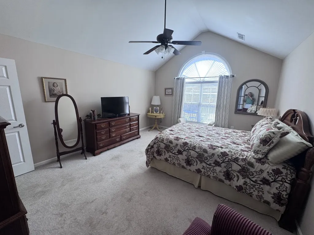825 Browns Lane Gallatin TN 37066