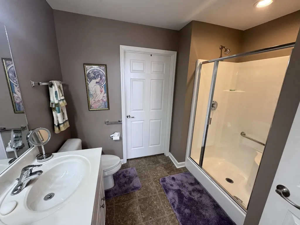 825 Browns Lane Gallatin TN 37066