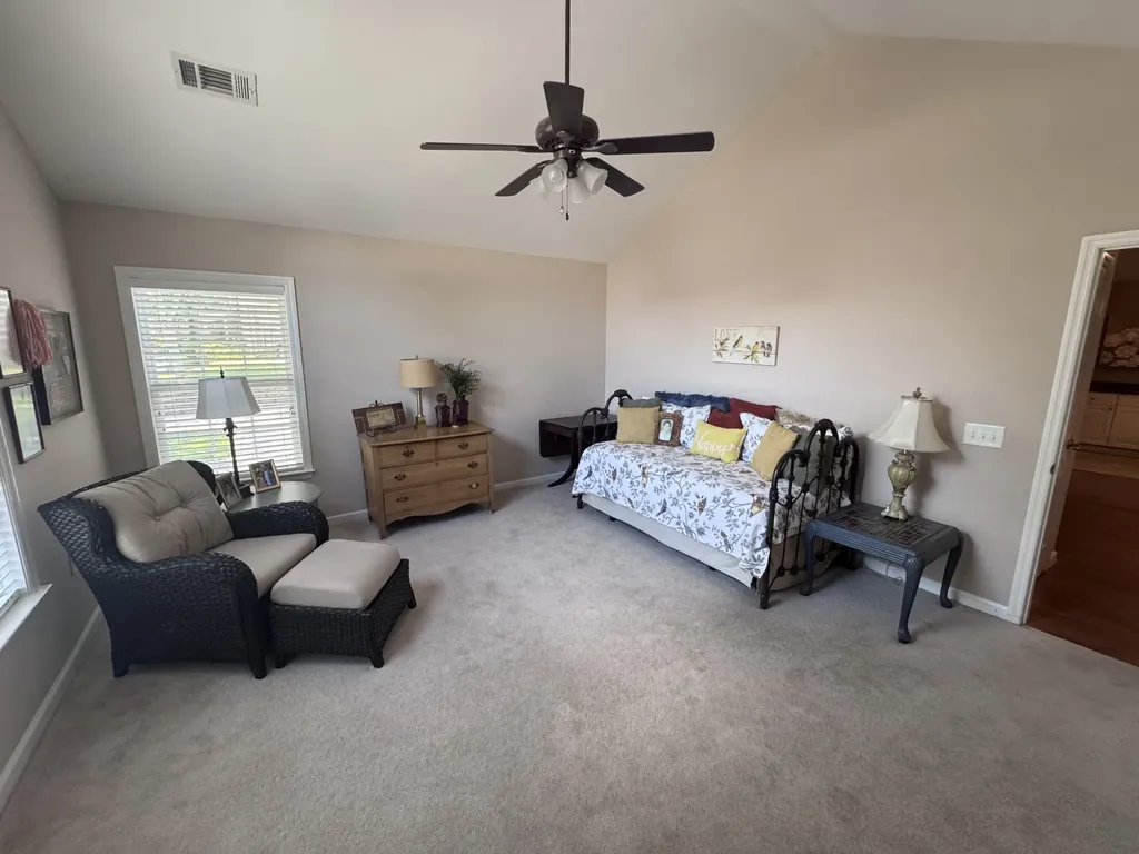 825 Browns Lane Gallatin TN 37066