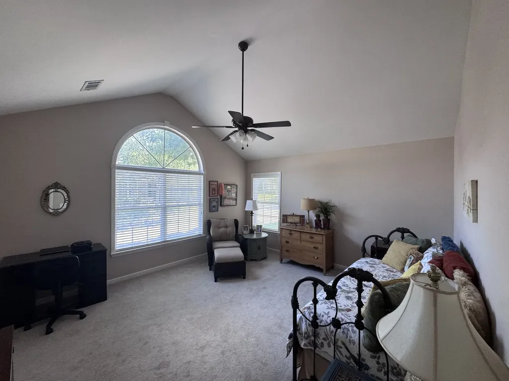 825 Browns Lane Gallatin TN 37066