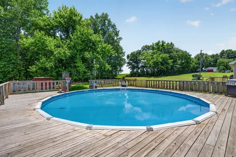 13710 N Greenville Road Crofton KY 42217