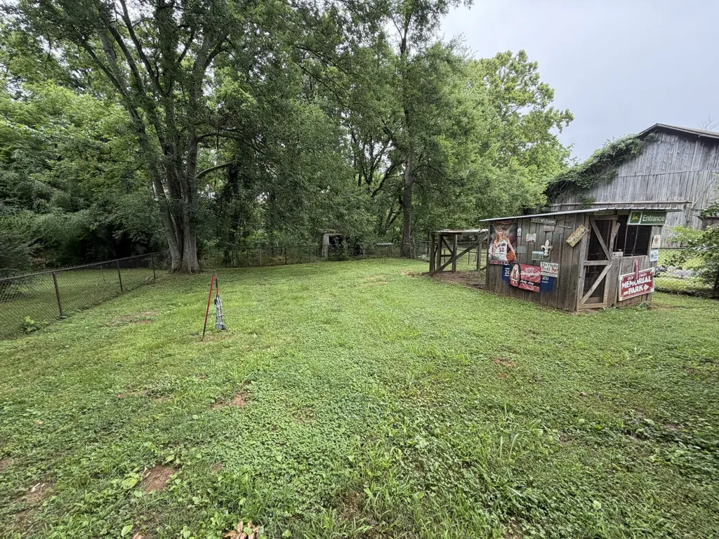103 Barnwell Avenue Centerville TN 37033