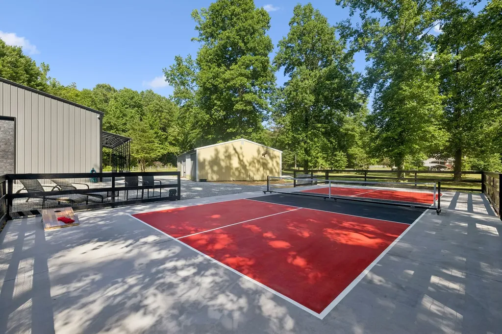 1343 Chalk Hollow Lane Waverly TN 37185