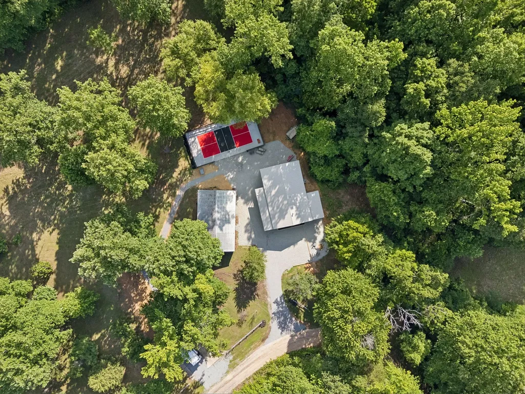1343 Chalk Hollow Lane Waverly TN 37185