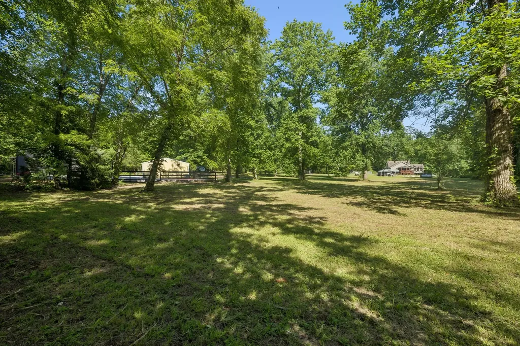 1343 Chalk Hollow Lane Waverly TN 37185