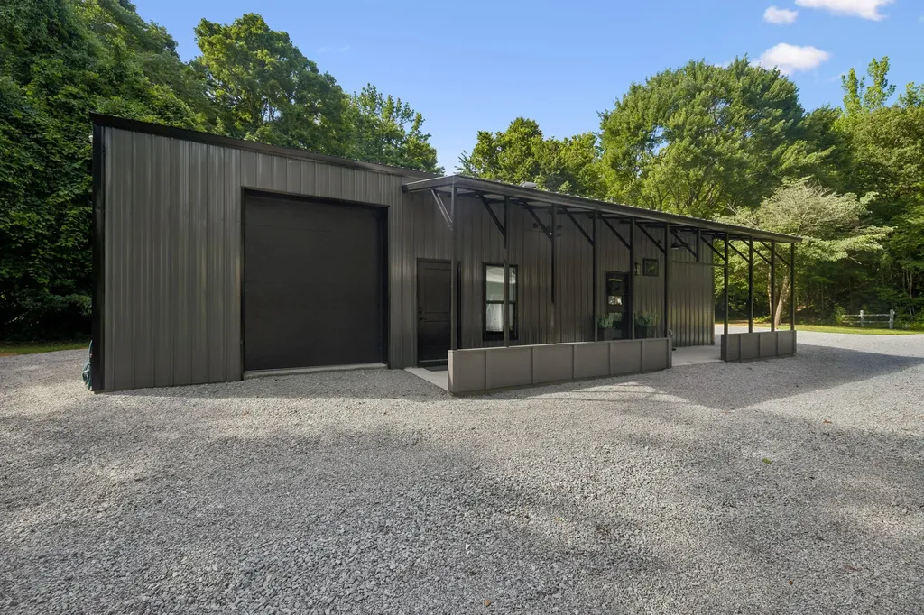 1343 Chalk Hollow Lane Waverly TN 37185