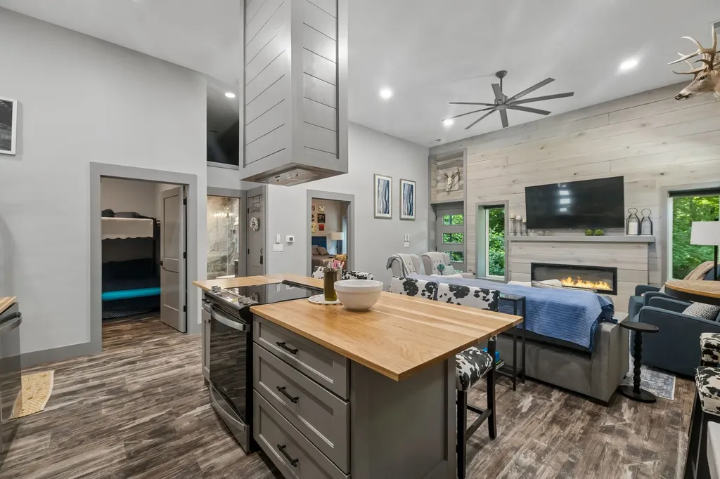 1343 Chalk Hollow Lane Waverly TN 37185
