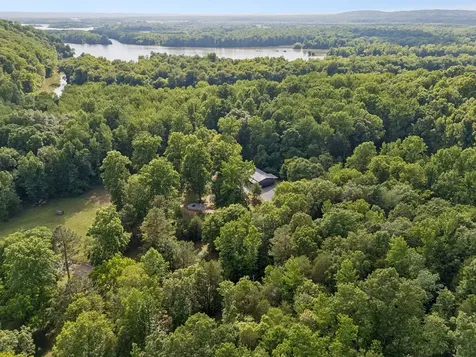 1343 Chalk Hollow Lane Waverly TN 37185