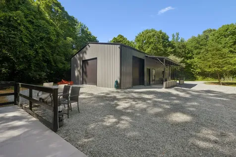 1343 Chalk Hollow Lane Waverly TN 37185