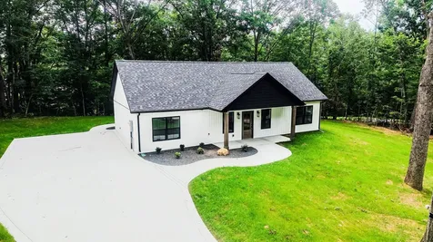 352 Pulley Street Erin TN 37061