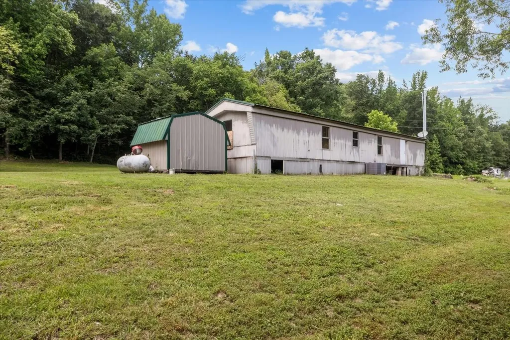 2900 Jack Branch Road Waverly TN 37185