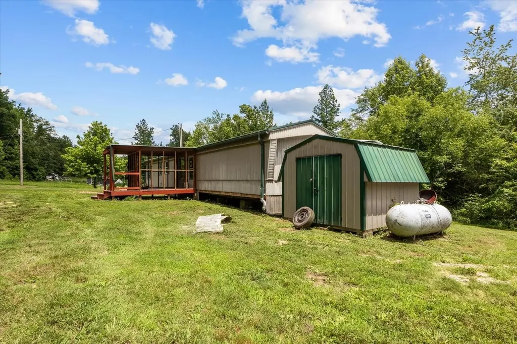 2900 Jack Branch Road Waverly TN 37185