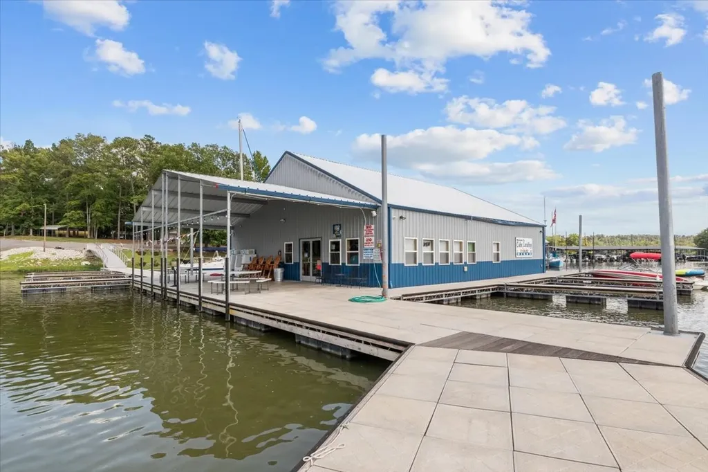 2900 Jack Branch Road Waverly TN 37185