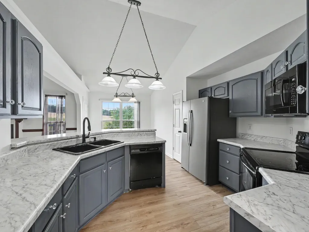 144 Jenny Drive Madisonville TN 37354