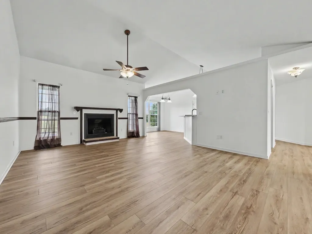144 Jenny Drive Madisonville TN 37354