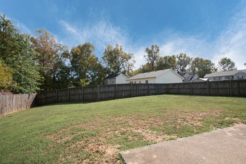 1481 Mcclardy Road Clarksville TN 37042