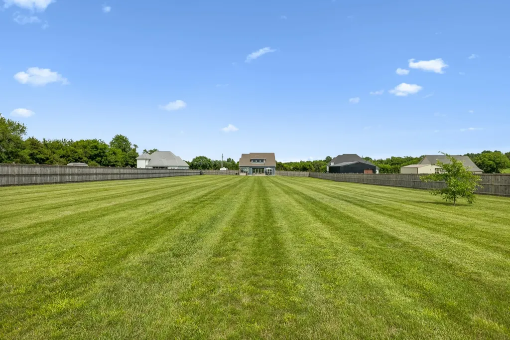 7890 Poplar Hill Road Watertown TN 37184
