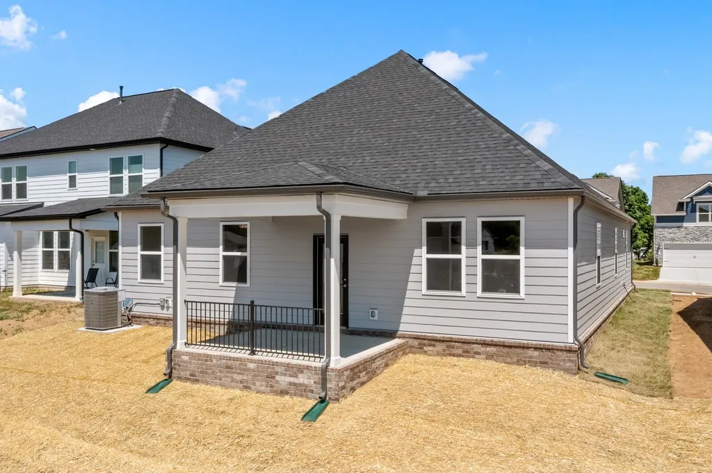 412 Old Spring Lane Gallatin TN 37066