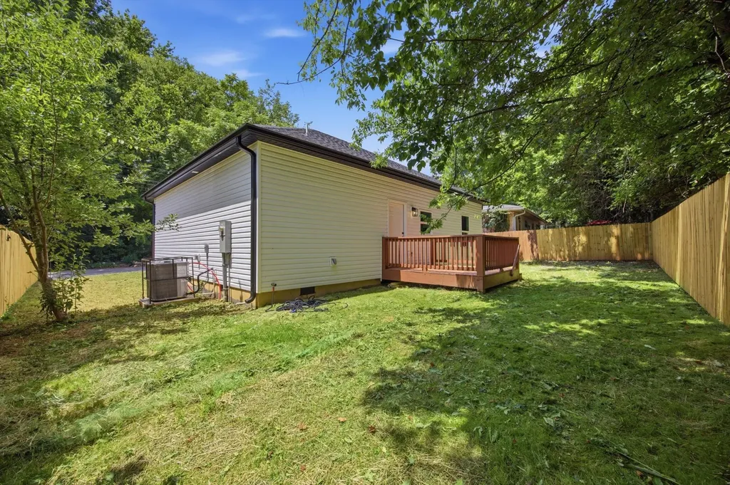 617 W 47th Street Chattanooga TN 37410