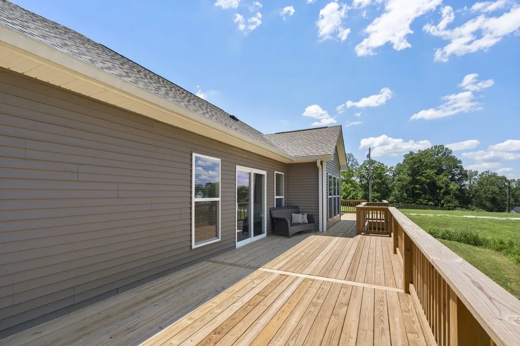 694 Nels Adams Road Dickson TN 37055