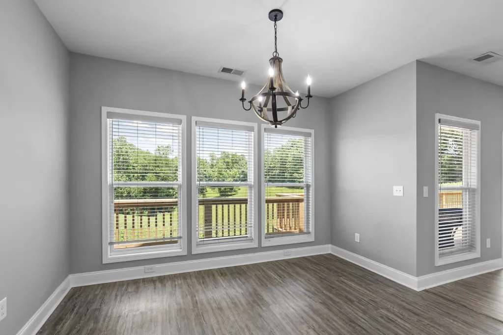 694 Nels Adams Road Dickson TN 37055