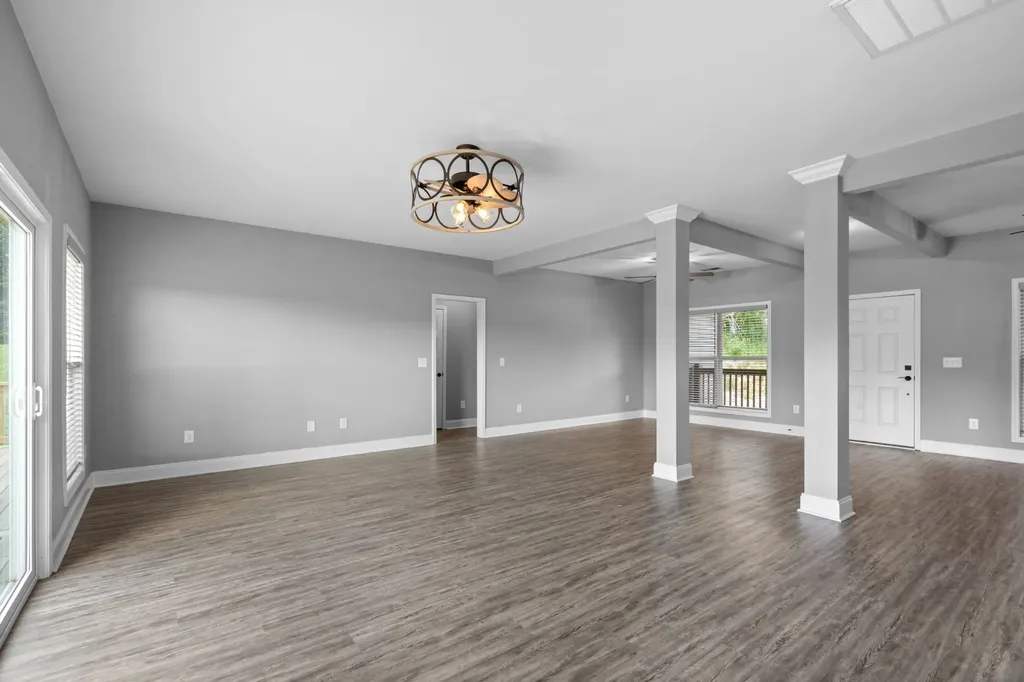 694 Nels Adams Road Dickson TN 37055