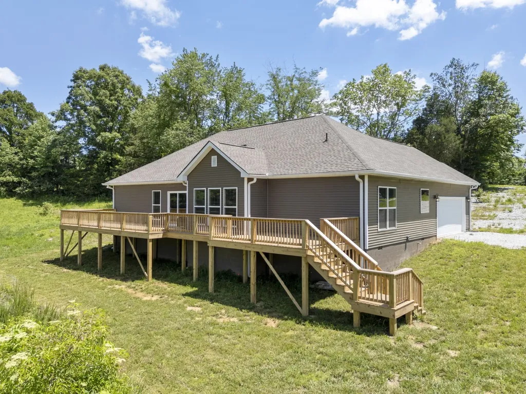 694 Nels Adams Road Dickson TN 37055