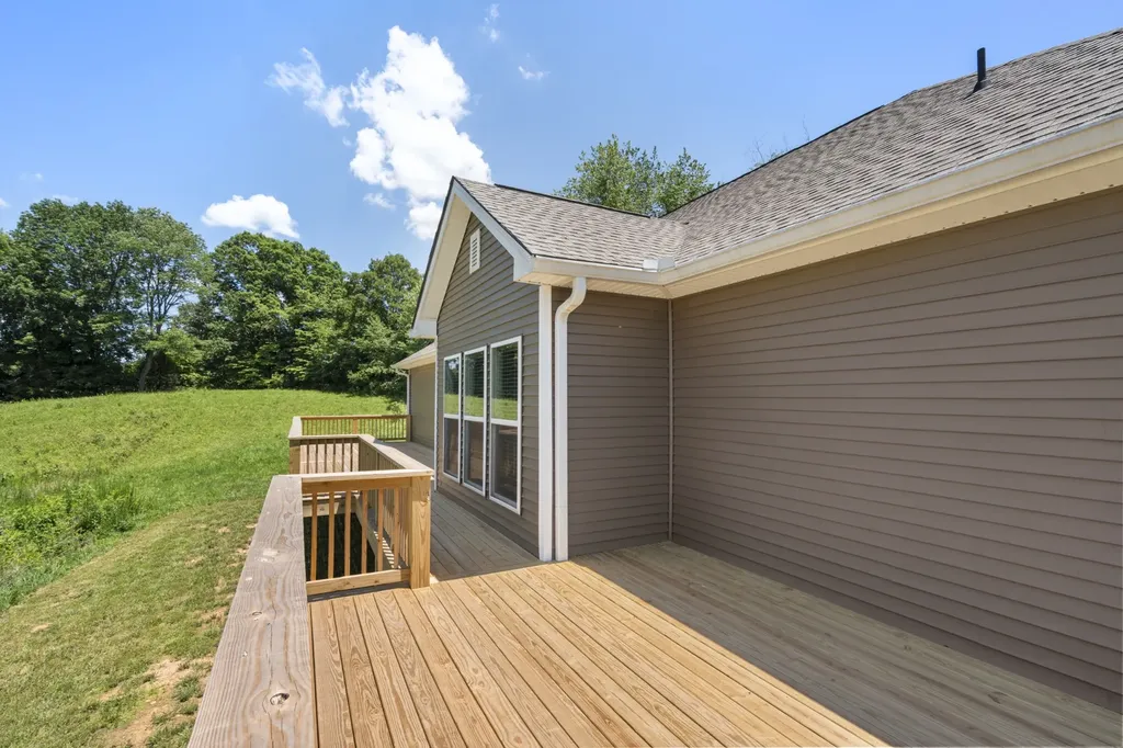 694 Nels Adams Road Dickson TN 37055
