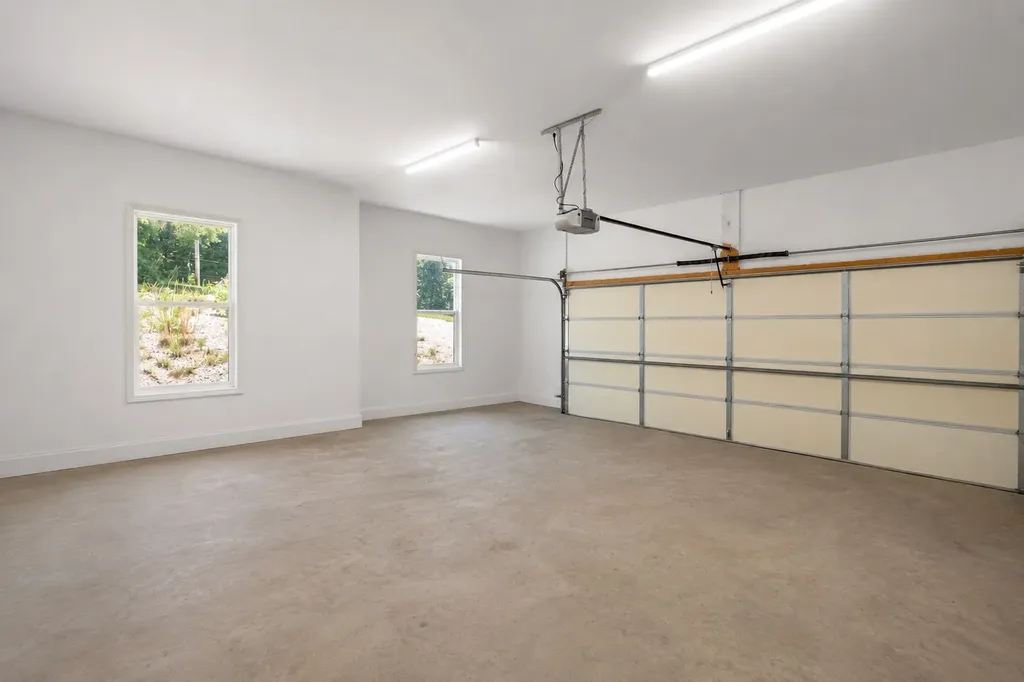 694 Nels Adams Road Dickson TN 37055