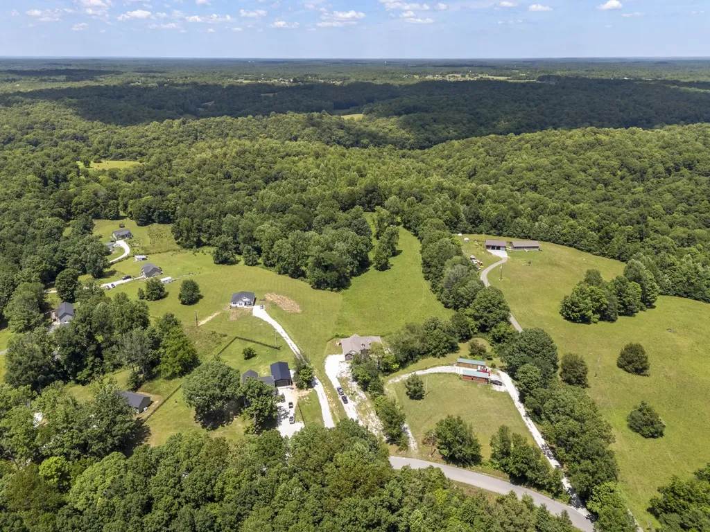 694 Nels Adams Road Dickson TN 37055