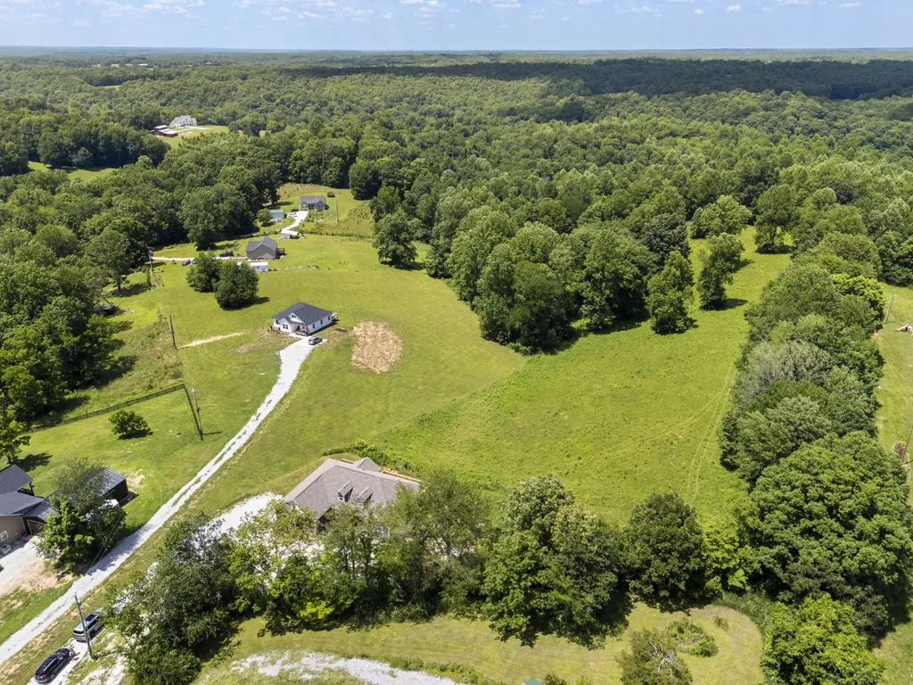 694 Nels Adams Road Dickson TN 37055