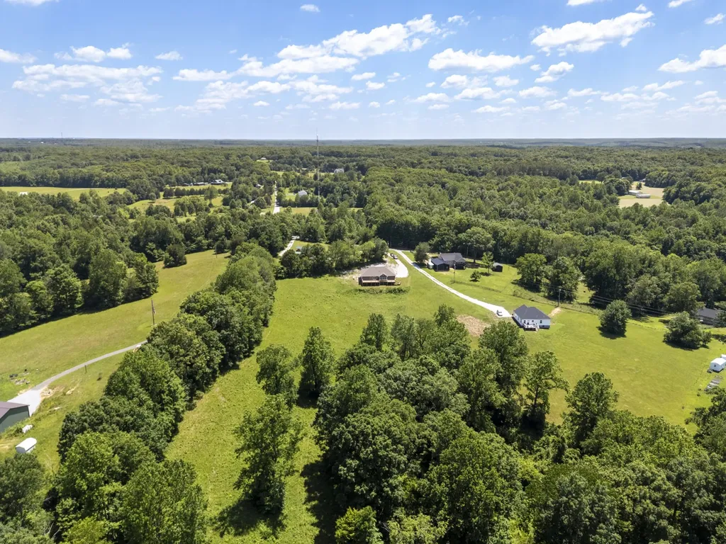 694 Nels Adams Road Dickson TN 37055