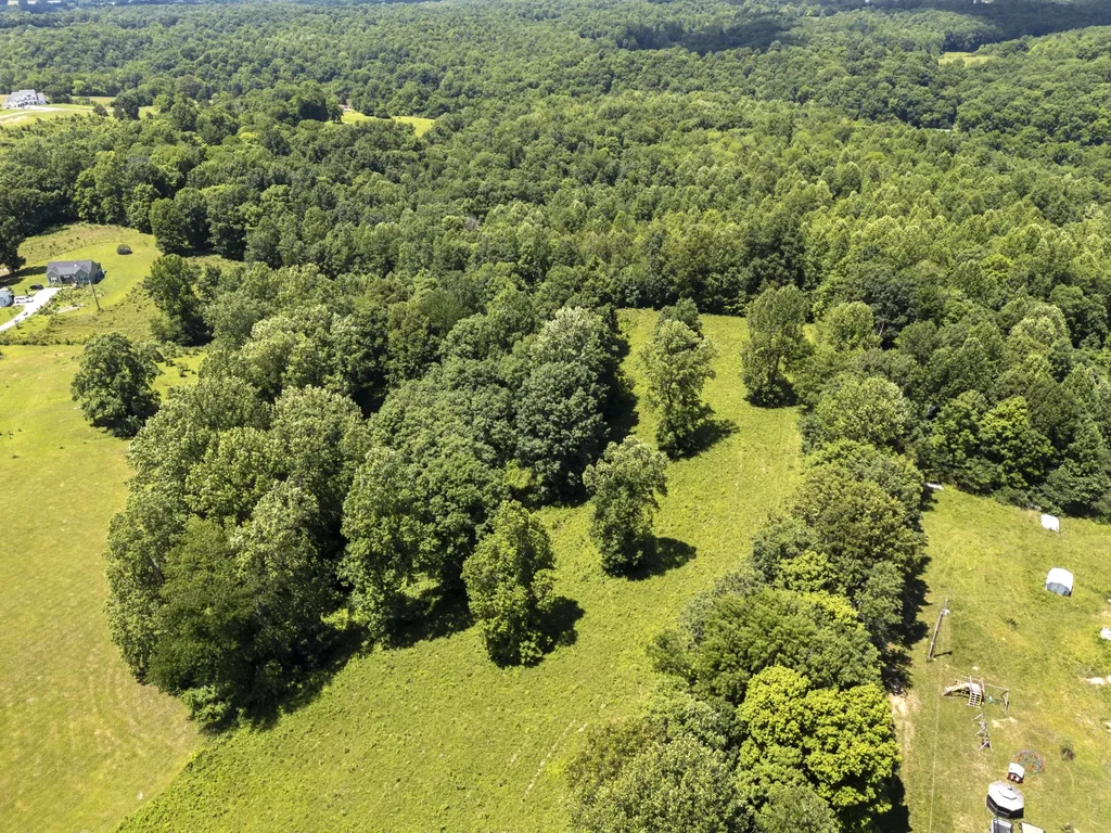 694 Nels Adams Road Dickson TN 37055
