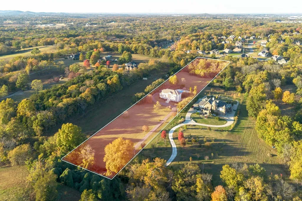 6024 Rock Springs Road Smyrna TN 37167