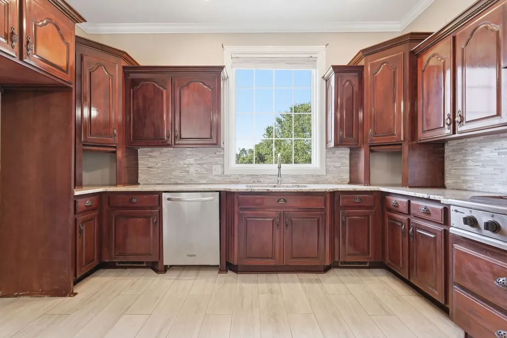 6024 Rock Springs Road Smyrna TN 37167