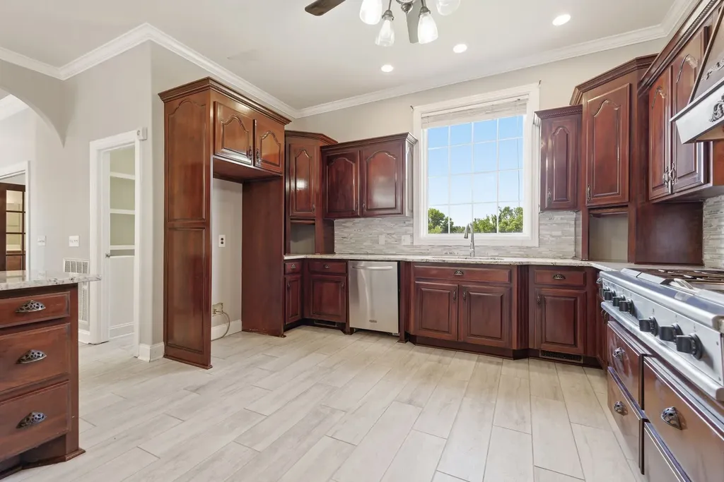 6024 Rock Springs Road Smyrna TN 37167