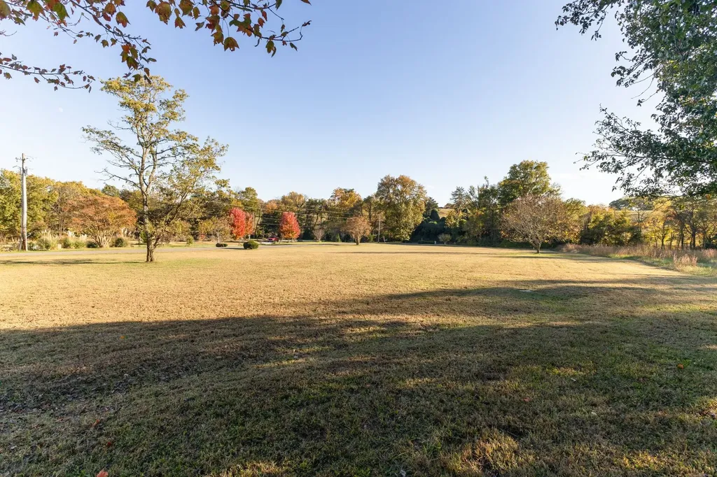 6024 Rock Springs Road Smyrna TN 37167