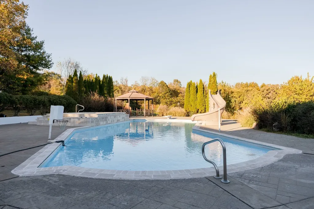 6024 Rock Springs Road Smyrna TN 37167